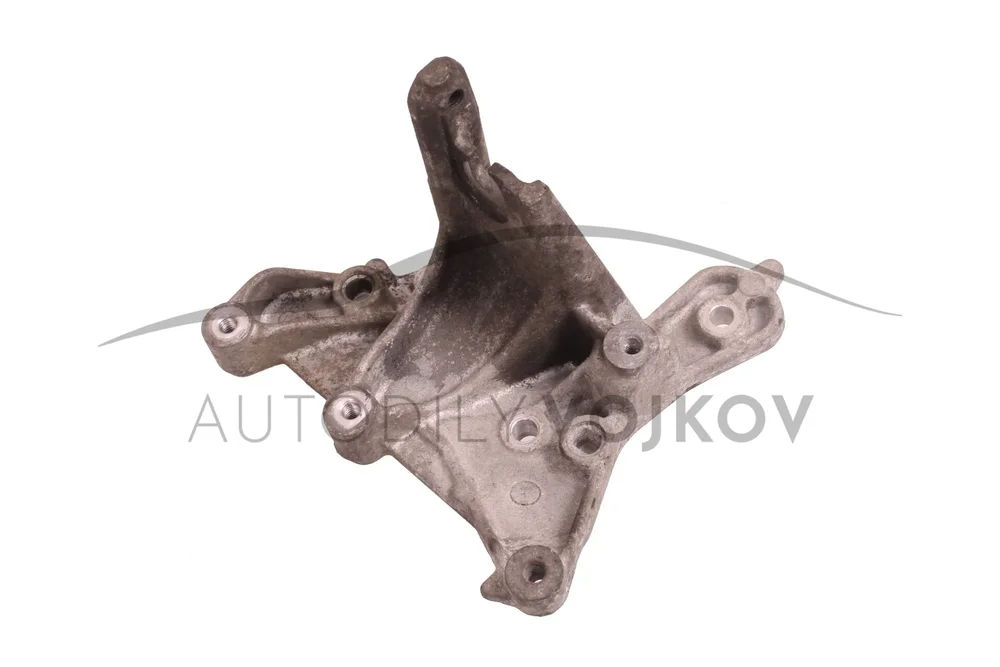 Držák EGR ventilu v:32131 Držák EGR ventilu v:32131